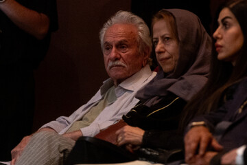 ایرج راد، بازیگر در مراسم یادبود بهناز نازی