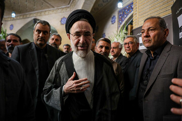 مراسم یادبود حاجیه خانم خدیجه خاتمی، خواهر سیدمحمد خاتمی