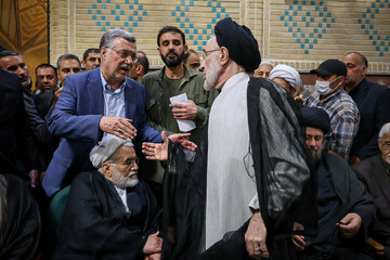 مراسم یادبود حاجیه خانم خدیجه خاتمی، خواهر سیدمحمد خاتمی