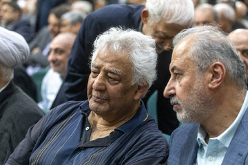 محمدرضا طالقانی در مراسم یادبود حاجیه خانم خدیجه خاتمی