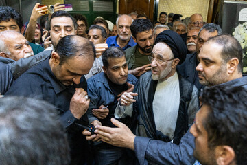 سیدمحمد خاتمی در مراسم یادبود حاجیه خانم خدیجه خاتمی