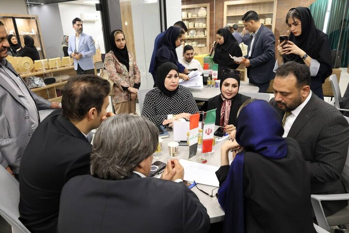 برگزاری نشست مشترک فعالان اقتصادی خوزستان و ذی‌قار عراق در اتاق اهواز