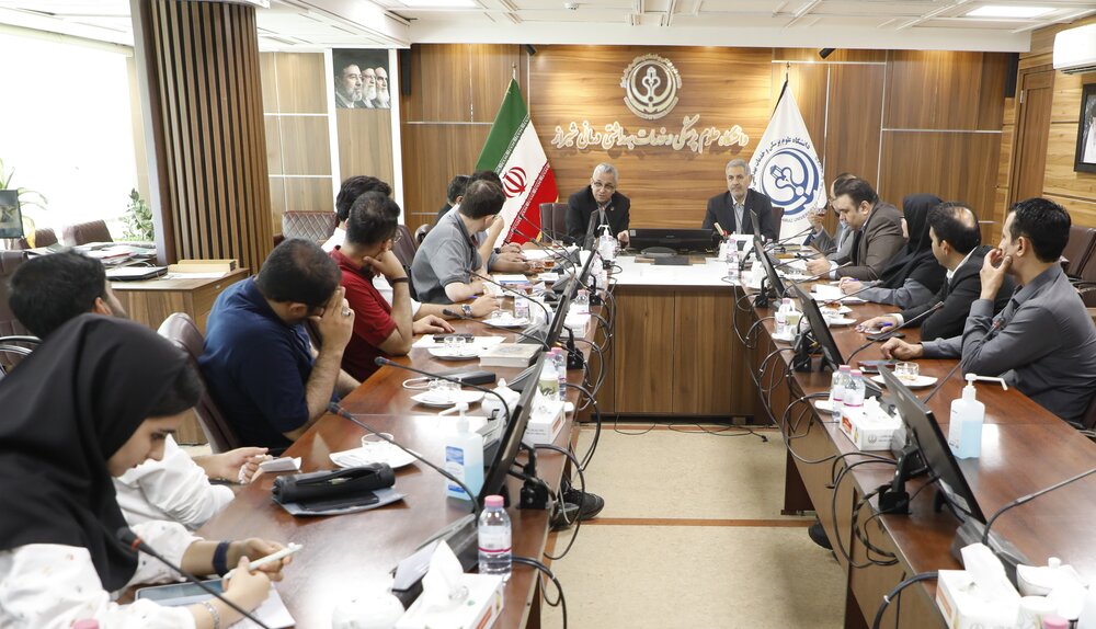 رئیس دانشگاه علوم پزشکی شیراز: مطالبات به‌حق دانشجویان با جدیت دنبال می‌شود
