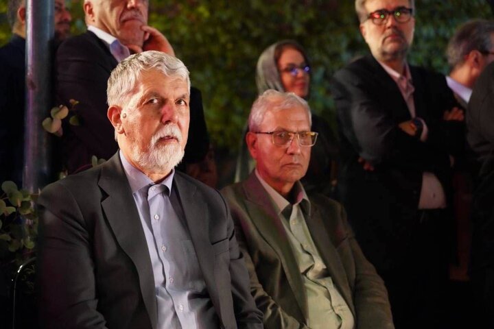 پرویز پرستویی: ما دوباره کبوترهایمان را پیدا خواهیم کرد