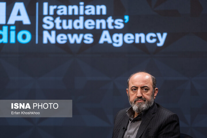 با تخریب «بنیاد سعدی» زبان فارسی را هدف گرفتهاند!