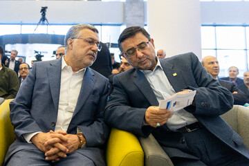 محمدرضا ظفرقندی، وزیر بهداشت در آیین بهره‌برداری از انستیتو کانسر مجتمع بیمارستانی امام خمینی (ره)