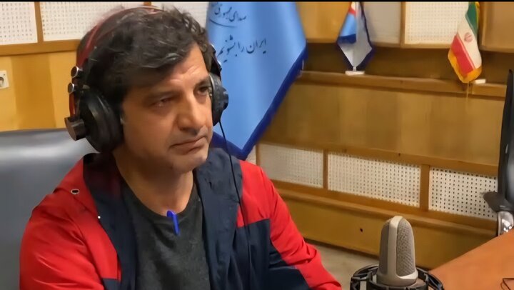 سال‌ها انتظار برای نشستن پشت میکروفن