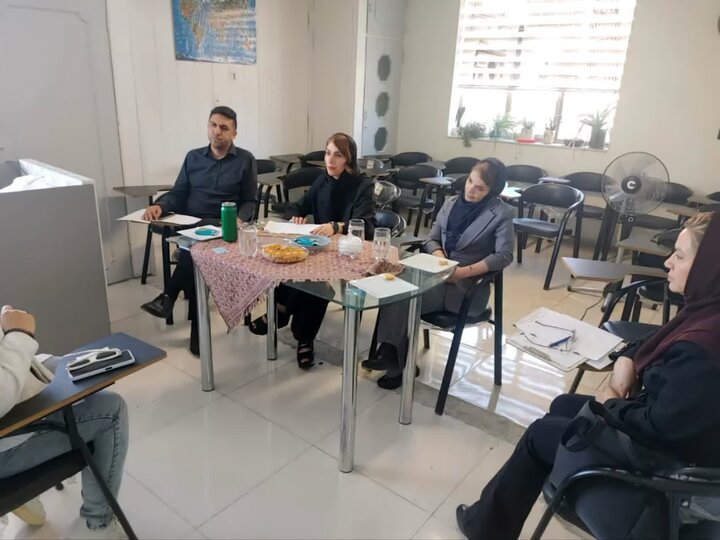 برگزاری آزمون مصاحبه زبان انگلیسی ویژه فعالان گردشگری در البرز