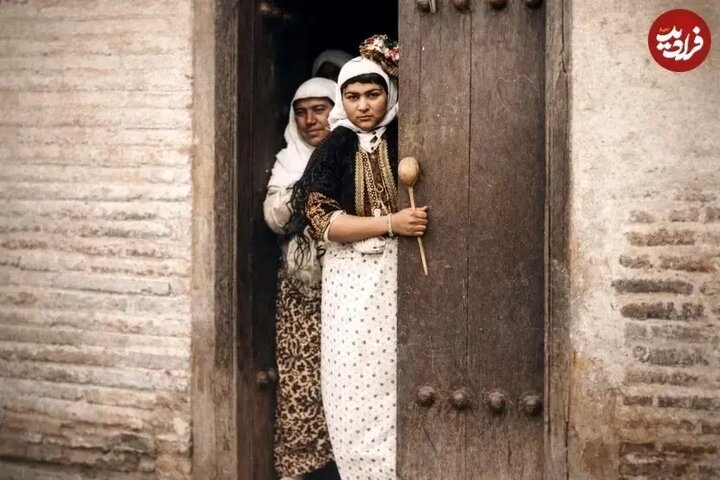 «اندرونی ناصرالدین‌شاه» به روایت عکس‌های رنگی‌شده