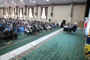 امام خمینی(ره) شخصیتی جامع و برخوردار از ابعاد گوناگون علمی و معنوی بود