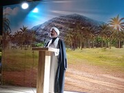 امام جمعه ایلام: دستاورد امام راحل تأسیس نظام  اسلامی به‌عنوان امیدبخش انسان‌های جهان است