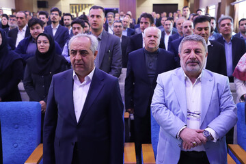 الیاس حضرتی رئیس شورای اطلاع رسانی دولت و بهرام سرمست استاندار آذربایجان شرقی در گردهمایی مدیران روابط عمومی دستگاه‌های اجرایی - آذربایجان شرقی