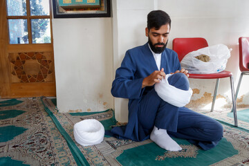 مراسم عمامه گذاری طلاب حوزه علمیه اصفهان
