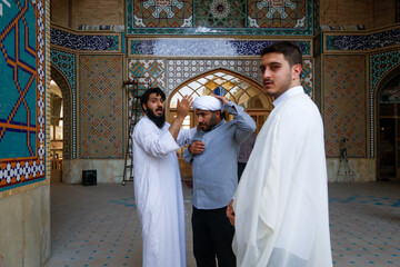 مراسم عمامه گذاری طلاب حوزه علمیه اصفهان