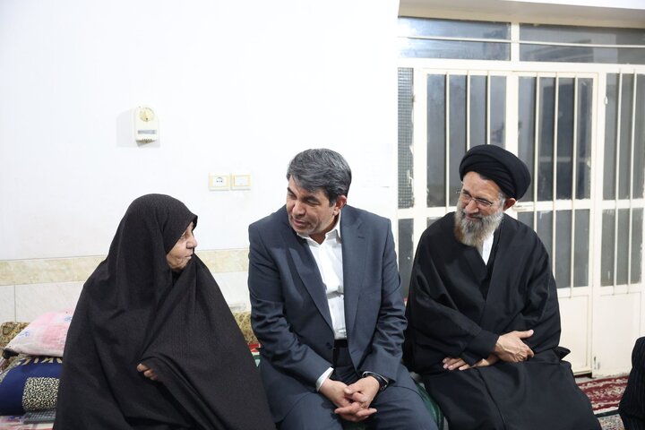 حضور استاندار کرمان در سوگواره ملی تعزیه و افتتاح طرح ساماندهی ورودی روستای دهزیار
