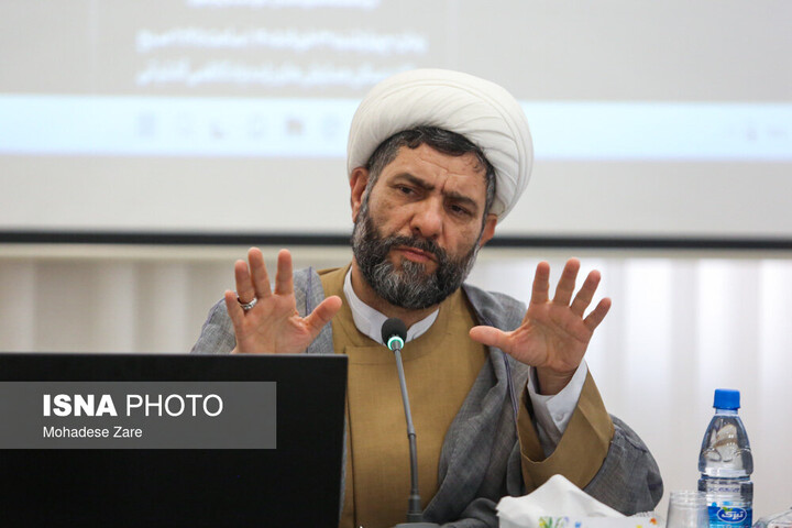 نقش همیاران سلامت در دانشگاه‌ها؛ حلقه‌ی اتصال دانشجویان به نظام مشاوره در دوران بحران