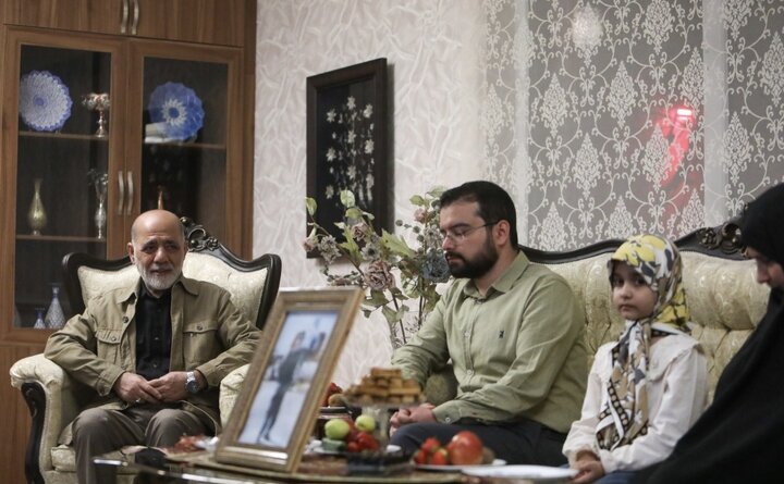 دیدار فرمانده قرارگاه خاتم با خانواده شهیدان نصیرزاده و دره‌باغی