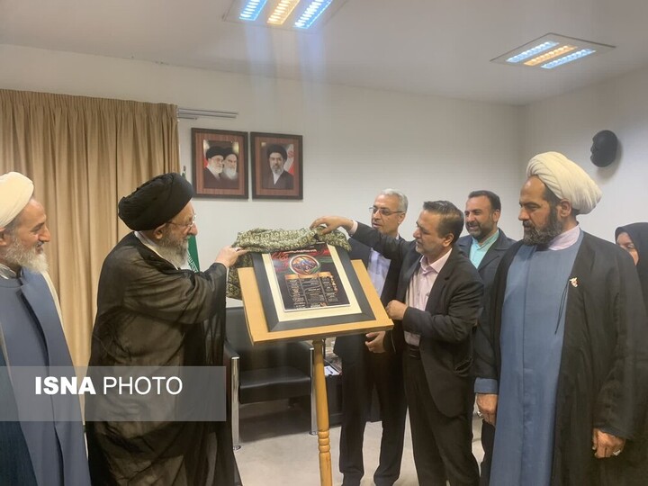 پنجمین دوره جشنواره ملی عکاسی «نگاه سرخ» آغاز شد