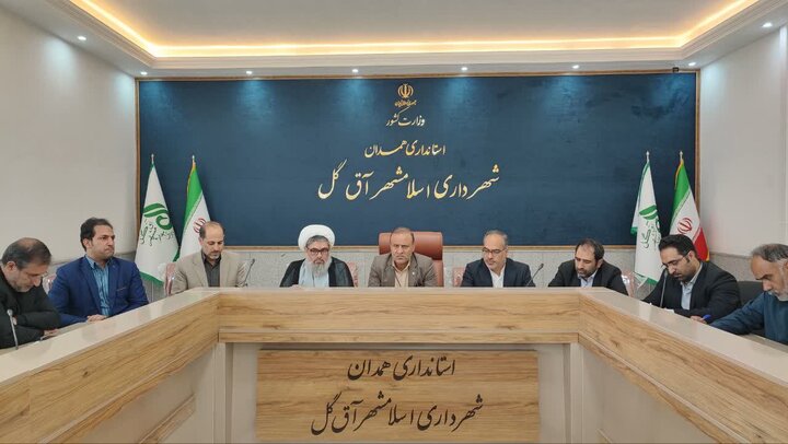 کمبود معلم در بخش مرکزی ملایر