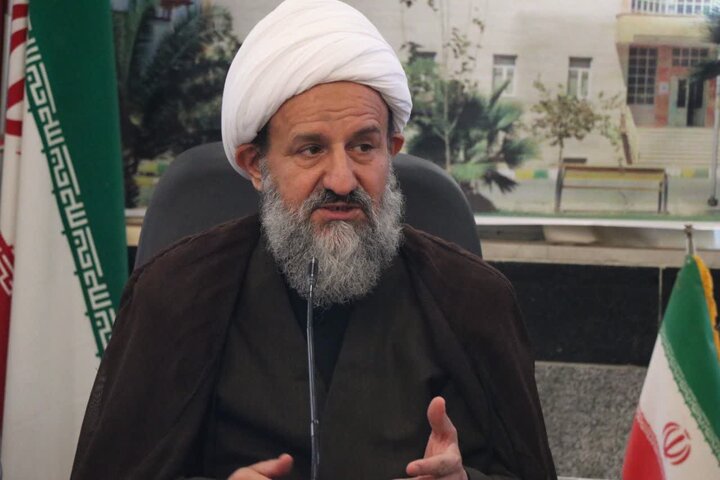 ۱۵ خرداد نقطه عطف هویت انقلابی ملت ایران است/تبیین اندیشه‌های رهبری ضرورتی راهبردی