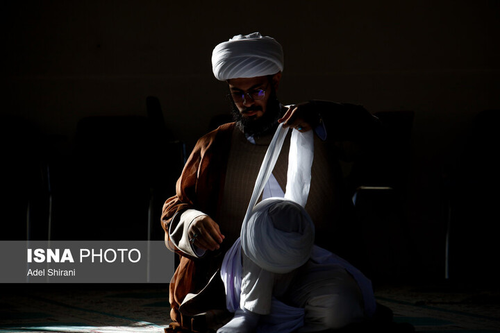 مراسم عمامه‌گذاری طلاب حوزه علمیه اصفهان