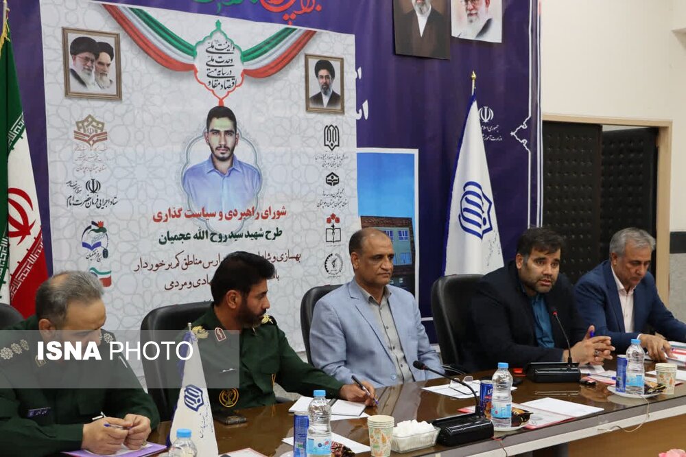 توزیع ۱۰۰ تن رنگ در مدارس سیستان‌ و بلوچستان/ شتاب‌بخشی بهسازی فضاهای آموزشی استان