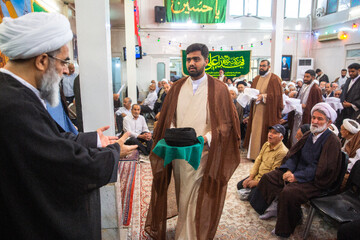 مراسم عمامه گذاری طلاب در روز عید سعید غدیر خم توسط آیت الله محمد جواد فاضل لنکرانی - قم