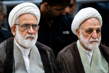  غلامحسین محسنی اژه‌ای، رئیس قوه قضائیه و محمدجعفر منتظری رئیس دیوان عالی کشور در مراسم سی و هفتمین سالگرد ارتحال امام خمینی(ره)
