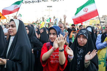 غدیر نماد اتحاد و همدلی؛ مهمانی ۱۰ کیلومتری غدیر - تهران
