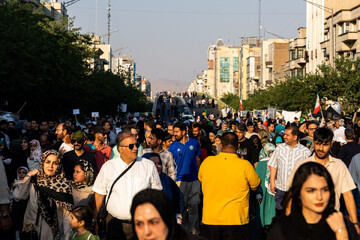 غدیر نماد اتحاد و همدلی؛ مهمانی ۱۰ کیلومتری غدیر - تهران