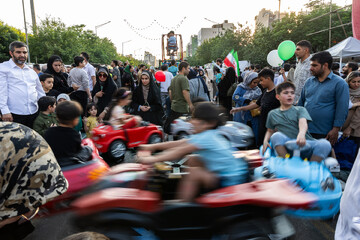 غدیر نماد اتحاد و همدلی؛ مهمانی ۱۰ کیلومتری غدیر - تهران