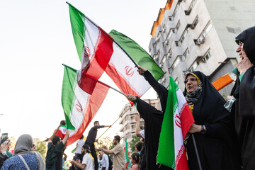 غدیر نماد اتحاد و همدلی؛ مهمانی ۱۰ کیلومتری غدیر - تهران