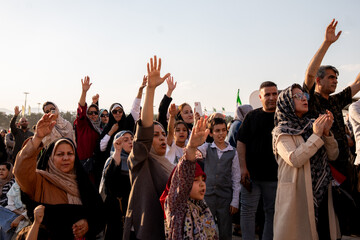غدیر نماد اتحاد و همدلی؛ مهمانی ۱۰ کیلومتری غدیر - تهران
