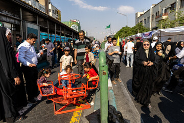 غدیر نماد اتحاد و همدلی؛ مهمانی ۱۰ کیلومتری غدیر - تهران