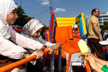 غدیر نماد اتحاد و همدلی؛ مهمانی ۱۰ کیلومتری غدیر - تهران