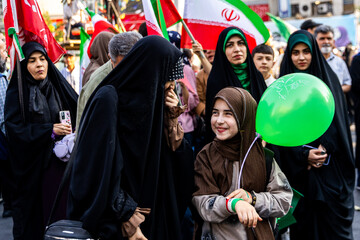 غدیر نماد اتحاد و همدلی؛ مهمانی ۱۰ کیلومتری غدیر - تهران