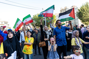 غدیر نماد اتحاد و همدلی؛ مهمانی ۱۰ کیلومتری غدیر - تهران