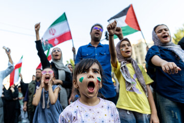 غدیر نماد اتحاد و همدلی؛ مهمانی ۱۰ کیلومتری غدیر - تهران