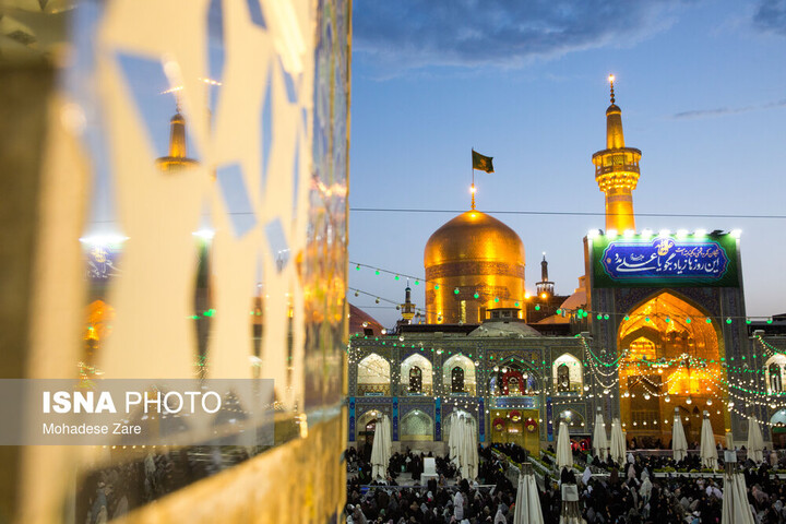 ۱۶۰ سال پیش حرم امام رضا علیه السلام را ببینید