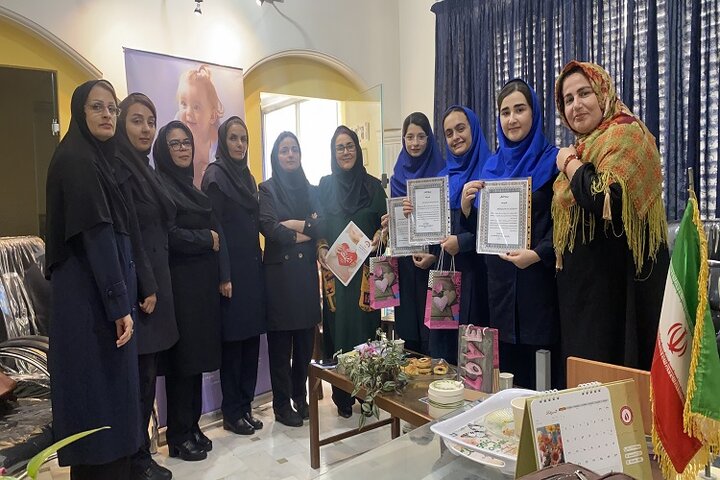 بازدید دانش‌آموزان پژوهشگر لاهیجان از مرکز رویان جهاد دانشگاهی گیلان