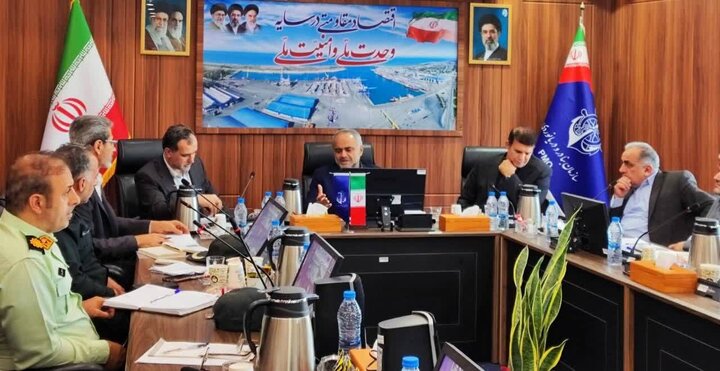 تمرکز دادستانی مرکز مازندران بر رفع موانع عملیاتی در فرآیند ترخیص کالاهای اساسی