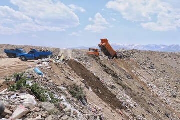 در شهرهای متوسط ایران، تولید نخاله ساختمانی معمولاً بین ۰٫۵ تا ۱ تن به ازای هر نفر در سال برآورد می‌شود (بسته به رونق ساخت‌وساز).