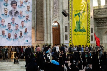 اقامه نماز جمعه تهران - مرقد امام (ره)