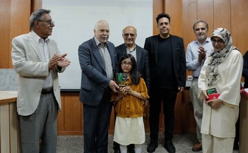 تقدیر از برگزیدگان فراخوان «داستانک یا دلنوشته» با محور ترویج اخلاق شهروندی در شیراز