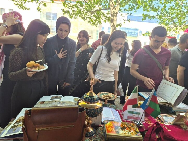 معرفی فرهنگ و تمدن ایرانی در جشنواره بینالمللی دانشگاهی در باکو