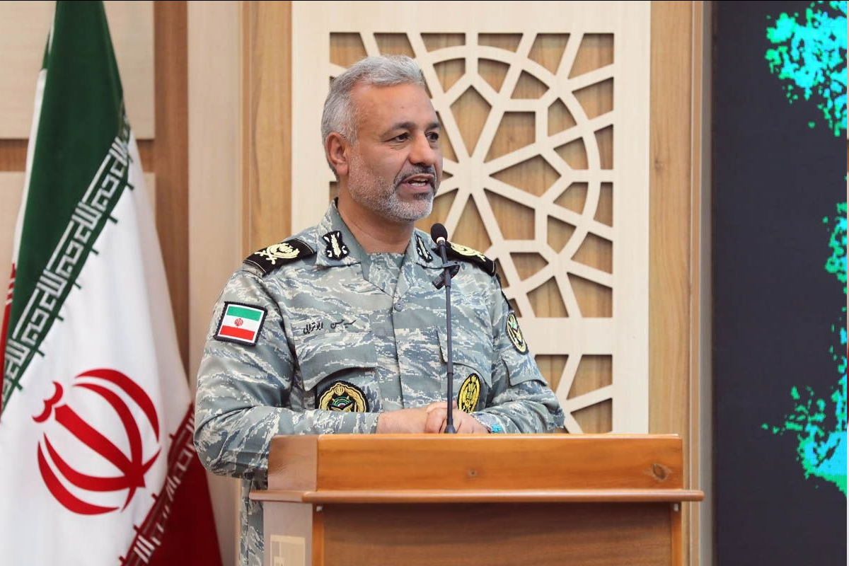 دریادار سیاری: «رسانه» خط مقدم جنگ نرم است/ میدان جنگ نرم را رها نخواهیم کرد