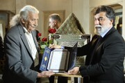 رونمایی از کتیبه نفیس خاتم در شیراز/ روایتی از تداوم یک هنر در هشت نسل