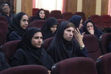 هم‌افزایی برای توسعه جهاد دانشگاهی هرمزگان - تأکید معاون هماهنگی و امور مجلس بر تسریع پروژه‌های عمرانی