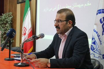هم‌افزایی برای توسعه جهاد دانشگاهی هرمزگان - تأکید معاون هماهنگی و امور مجلس بر تسریع پروژه‌های عمرانی