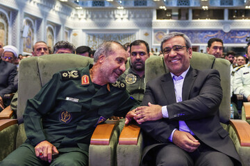 غلامحسین مظفری، استاندار خراسان رضوی در بزرگداشت سپهبد شهید محمد پاکپور - حرم مطهر رضوی